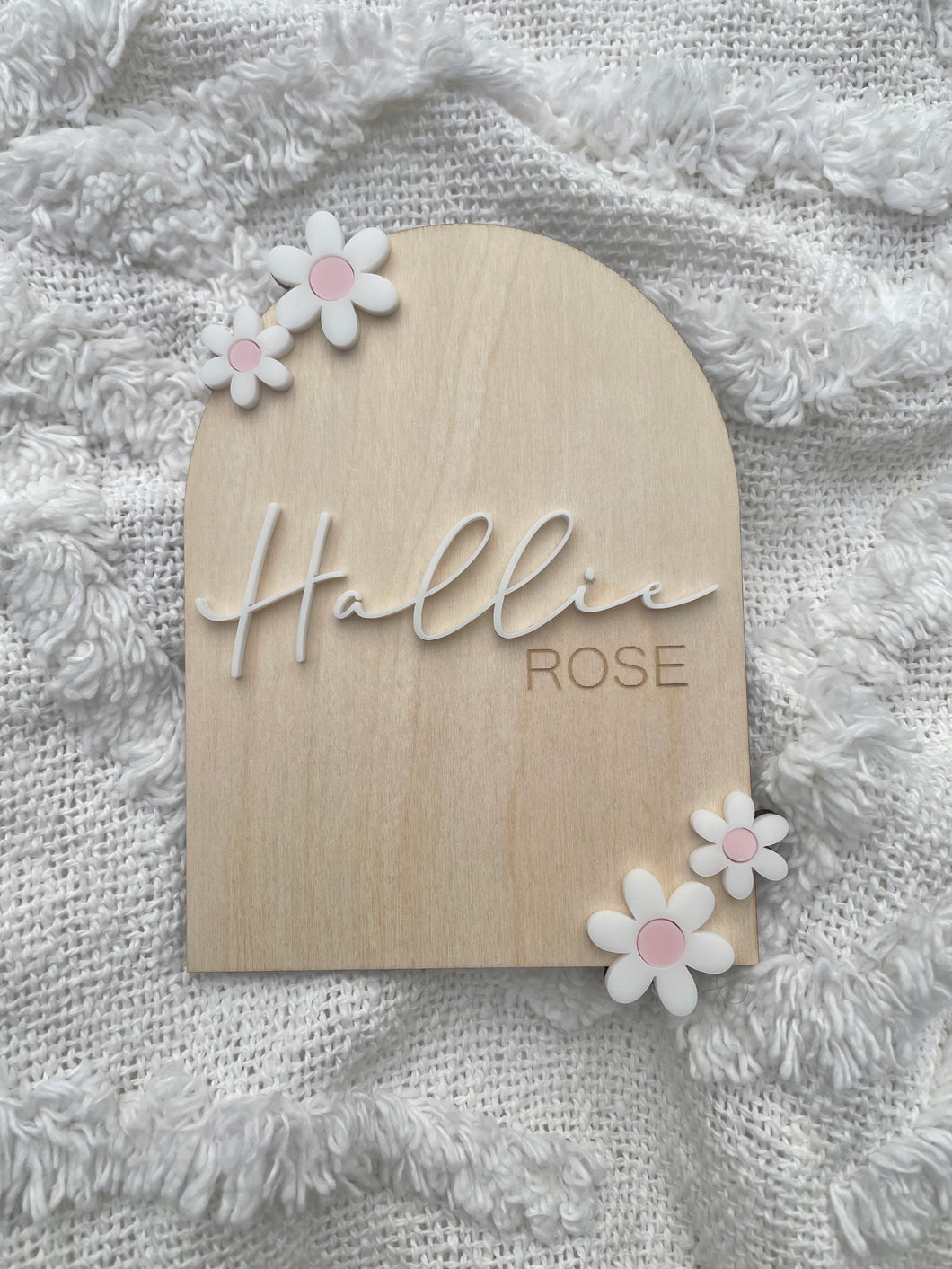 DAISY BIRTH ANNOUNCEMENT PLAQUE