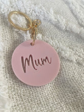 Load image into Gallery viewer, MOTHER&#39;S DAY KEYRING
