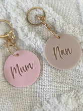 Load image into Gallery viewer, MOTHER&#39;S DAY KEYRING
