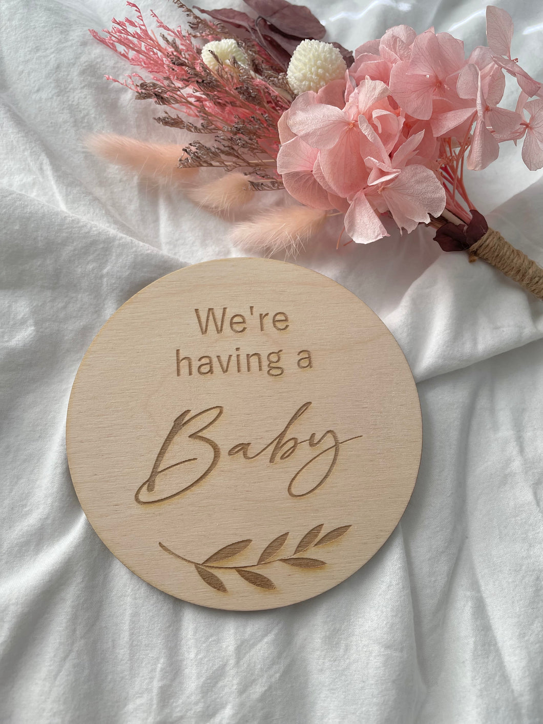 WE’RE HAVING A BABY PLAQUE